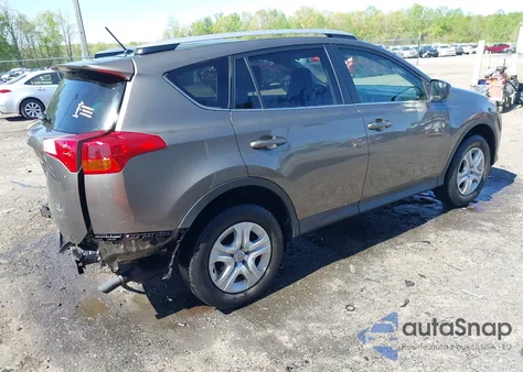 2015 Toyota Rav4 Le z USA, uszkodzony, nr VIN JTMBFREV0FD174829